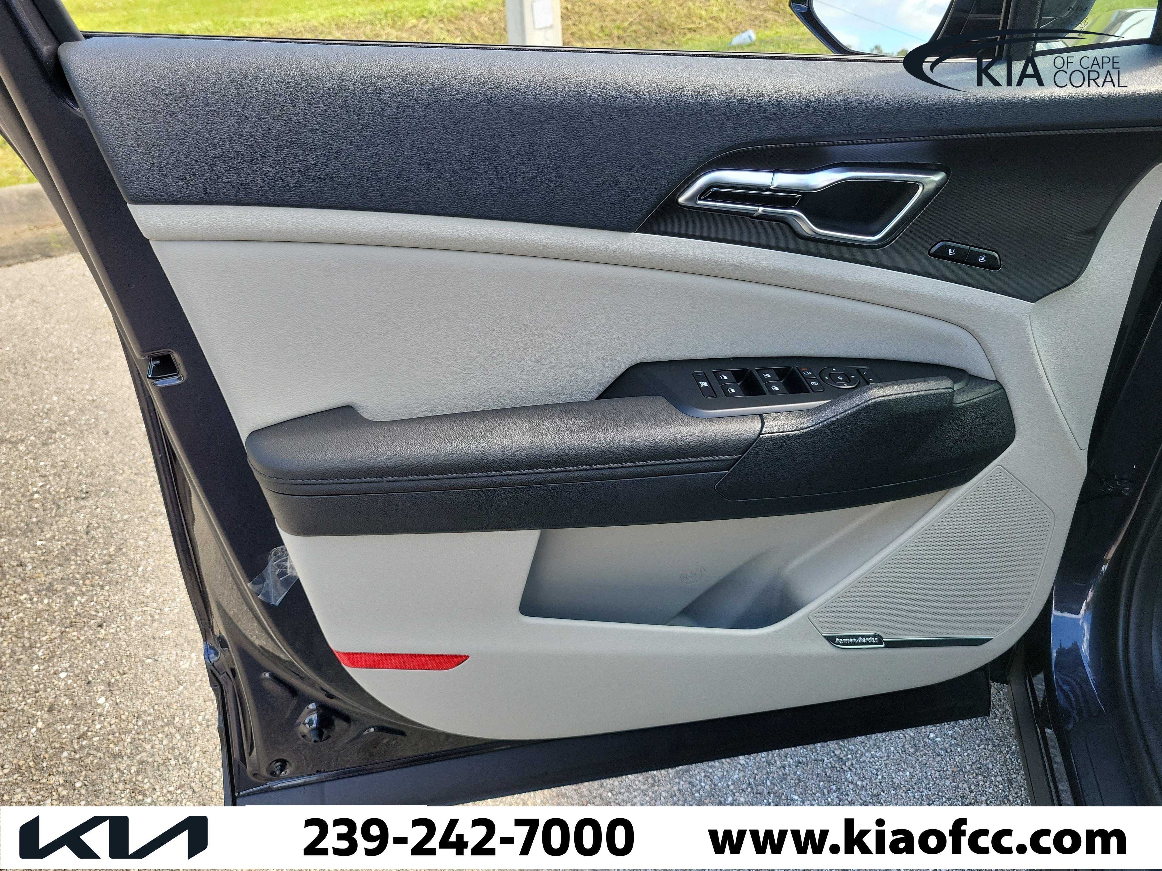 New 2027 Kia Sportage SX FWD image 22
