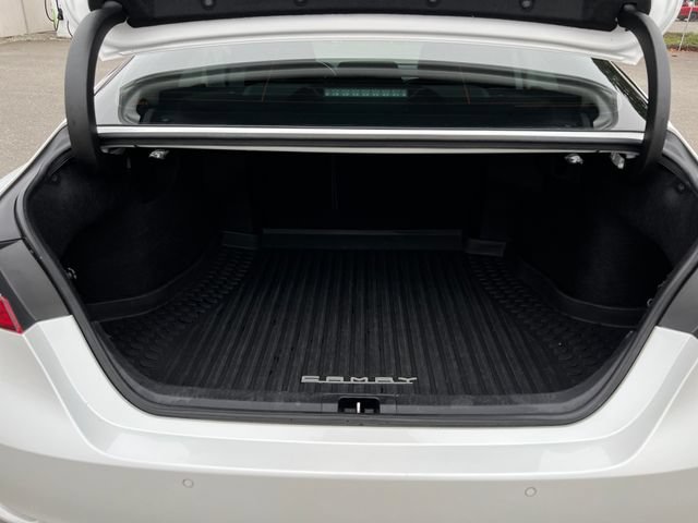 Used 2019 Toyota Camry XSE w/ Driver Assist Package FWD image 13