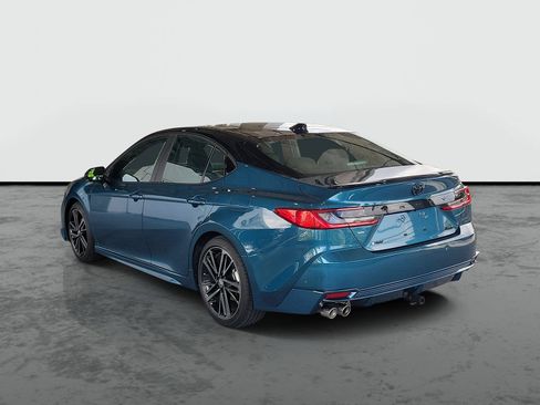Used 2026 Toyota Camry XSE FWD image 3