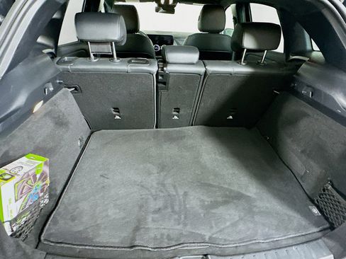 Used 2025 Mercedes-Benz GLA 250 image 27