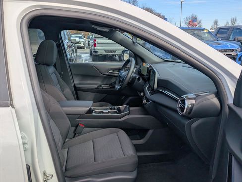 New 2026 Chevrolet Equinox LT w/ Midnight Edition image 6