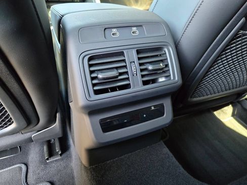 Used 2025 Audi SQ5 Premium Plus w/ Premium Plus Package AWD/4WD image 12