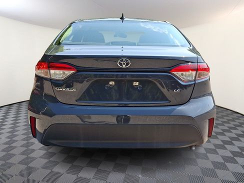 Used 2024 Toyota Corolla LE FWD image 5