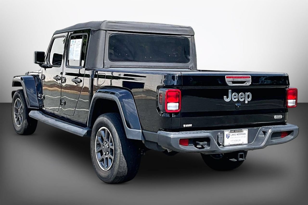 Certified 2020 Jeep Gladiator Overland w/ Trailer Tow Package AWD/4WD image 6