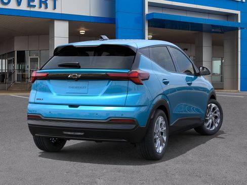 New 2027 Chevrolet Bolt LT w/ Comfort Package FWD image 4