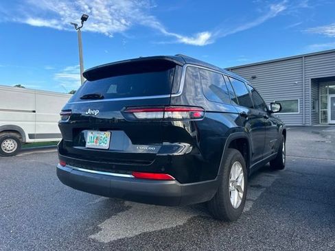 Used 2023 Jeep Grand Cherokee L Laredo RWD image 4