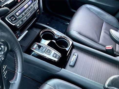 Used 2023 Honda Ridgeline Black Edition image 18