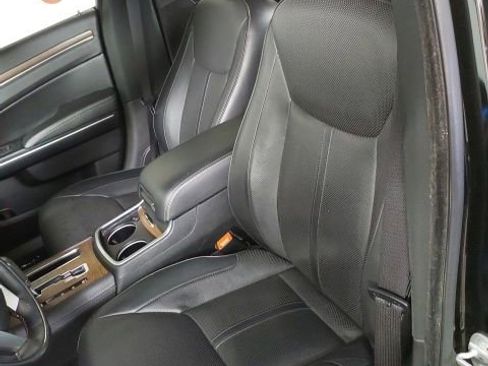 Used 2012 Chrysler 300 C Luxury Series RWD image 13