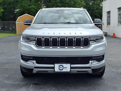 Used 2023 Jeep Wagoneer L Series II AWD/4WD image 33