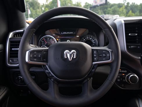 Used 2025 RAM 1500 Big Horn AWD/4WD image 28