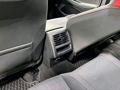 Used 2023 Volkswagen GTI 40th Anniversary Edition image 30