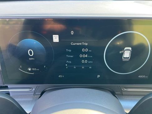 Certified 2025 Hyundai Kona Limited image 19