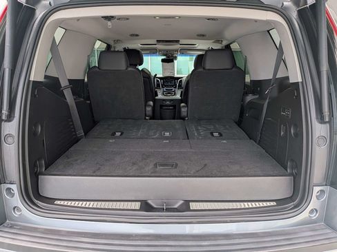 Used 2019 Cadillac Escalade Premium Luxury RWD image 13