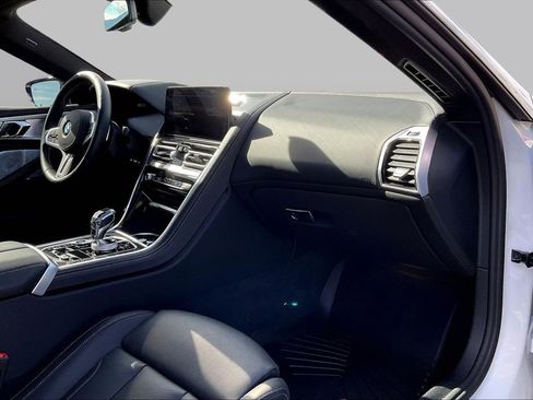 Used 2025 BMW M850i xDrive Coupe image 25