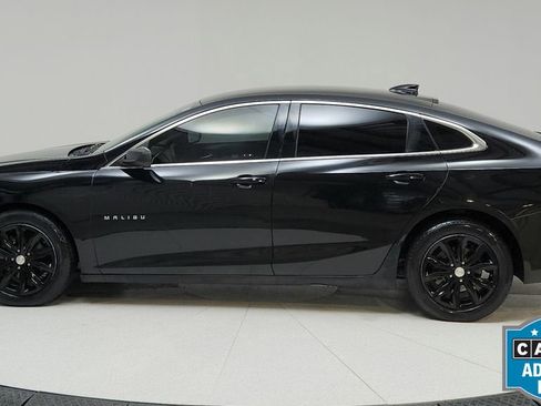 Used 2019 Chevrolet Malibu LT FWD image 2