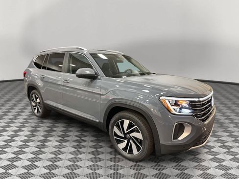 New 2026 Volkswagen Atlas SEL AWD/4WD image 1