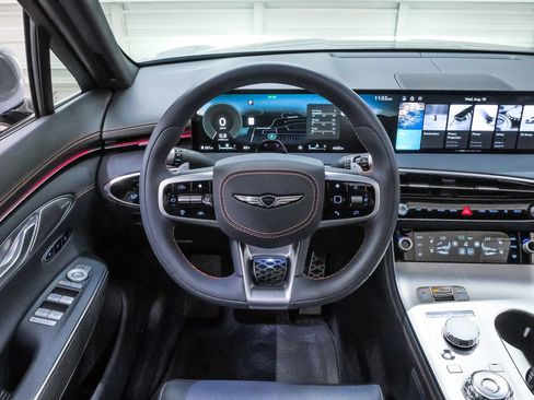 Certified 2026 Genesis GV70 2.5T Sport Prestige AWD/4WD image 20