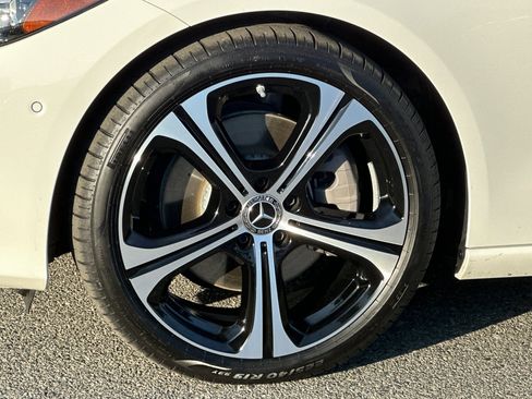 Certified 2025 Mercedes-Benz C 300 Sedan image 31