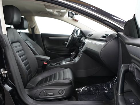 Used 2016 Volkswagen CC R-Line FWD image 11