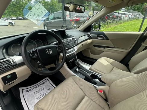 Used 2014 Honda Accord LX image 17