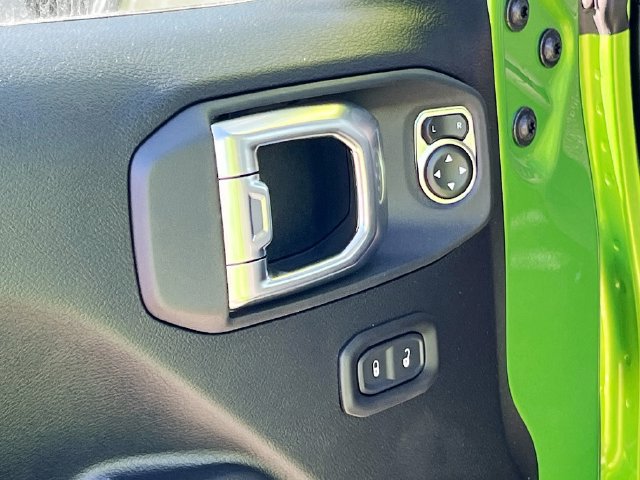 New 2026 Jeep Gladiator Sport AWD/4WD image 17