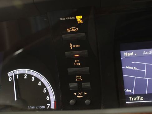 Used 2010 Mercedes-Benz S 550 4MATIC image 30