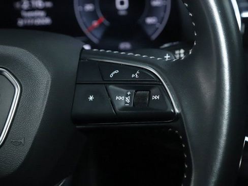 Used 2020 Audi Q8 Premium Plus image 27