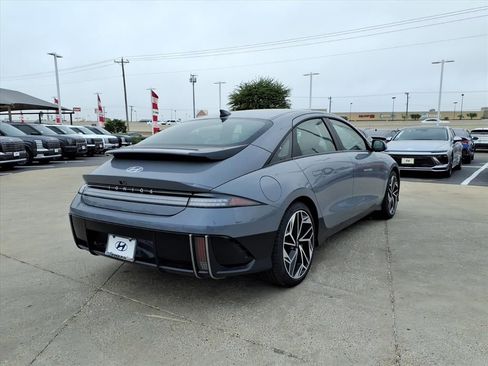 New 2025 Hyundai Ioniq 6 SEL image 5
