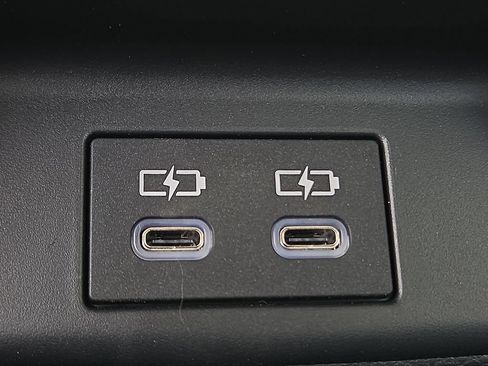 Used 2026 Toyota Corolla XLE FWD image 15