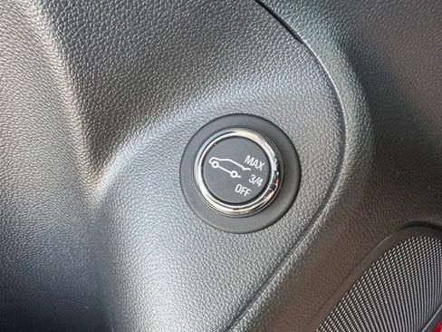 Used 2023 Buick Encore GX Essence w/ Experience Buick Package AWD/4WD image 16
