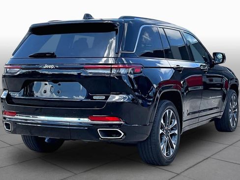 Used 2022 Jeep Grand Cherokee Overland AWD/4WD image 13