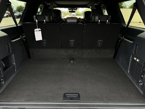 New 2025 Lincoln Navigator L Reserve w/ Jet Appearance Package image 28