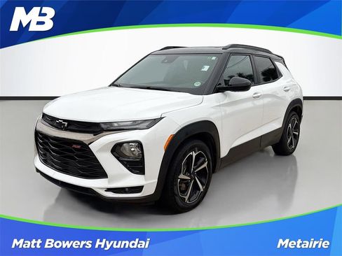 Used 2023 Chevrolet TrailBlazer RS w/ Sun and Liftgate Package image 1