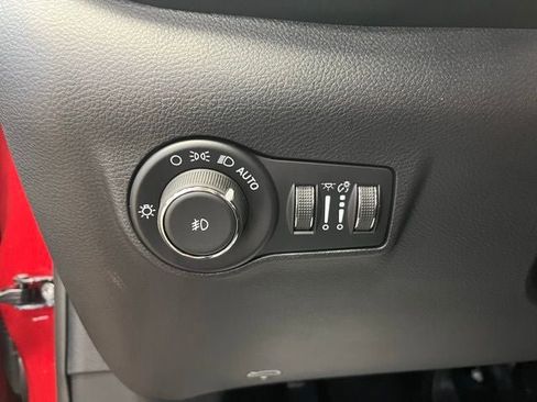 New 2026 Jeep Compass Limited image 14