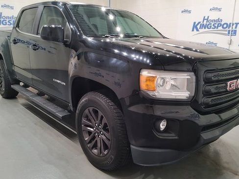 Used 2018 GMC Canyon SLE w/ Nightfall Edition image 2