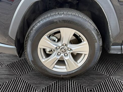 Certified 2025 Toyota RAV4 XLE AWD/4WD image 14