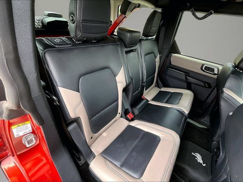 Used 2024 Ford Bronco Wildtrak AWD/4WD image 25