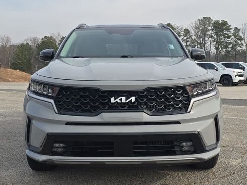 Used 2022 Kia Sorento EX w/ Panoramic Sunroof Package image 8