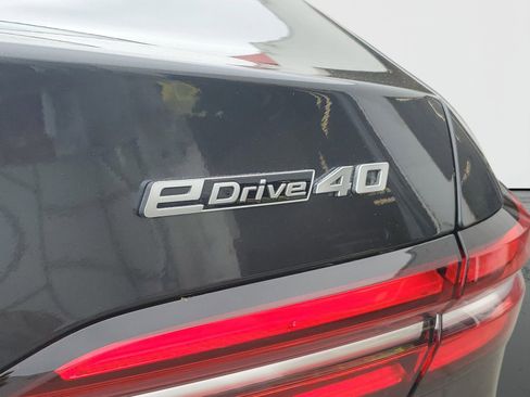 Used 2024 BMW i5 eDrive40i RWD image 8