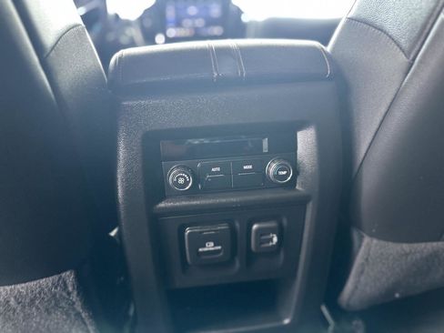 Used 2020 Chevrolet Traverse RS image 14