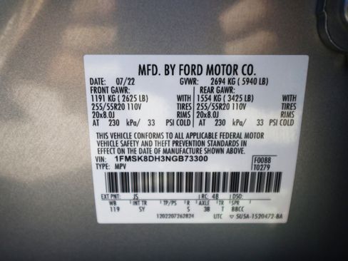 Used 2022 Ford Explorer XLT w/ Equipment Group 202A image 33