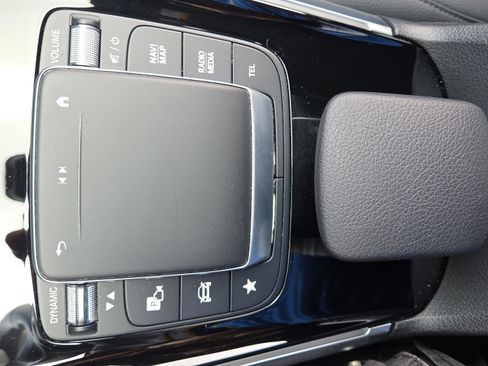 Certified 2023 Mercedes-Benz GLA 250 4MATIC image 31