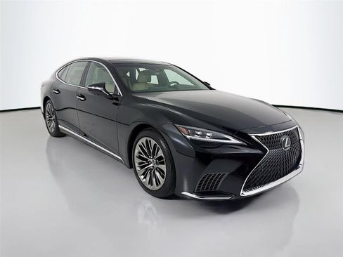 Used 2023 Lexus LS 500 w/ Interior Upgrade Package RWD image 25