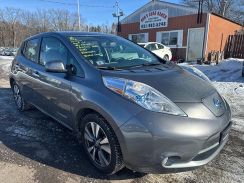 Used 2016 Nissan Leaf SL image 3