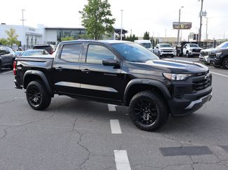 Used 2025 Chevrolet Colorado Trail Boss AWD/4WD video 2