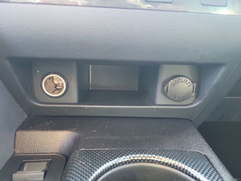 Used 2010 Toyota Tundra 2WD Double Cab image 22