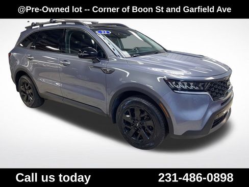 Used 2022 Kia Sorento S w/ Panoramic Sunroof Package AWD/4WD image 11