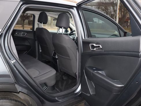 Certified 2023 Kia Sportage LX image 29