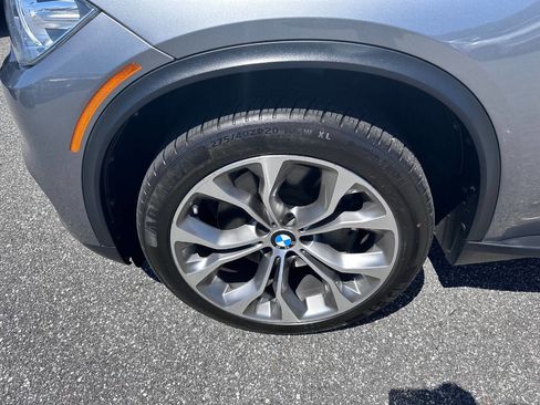 Used 2015 BMW X5 xDrive50i image 31