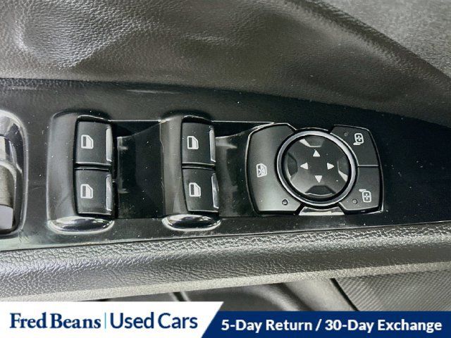 Used 2015 Ford Fusion SE w/ Equipment Group 502A FWD image 18